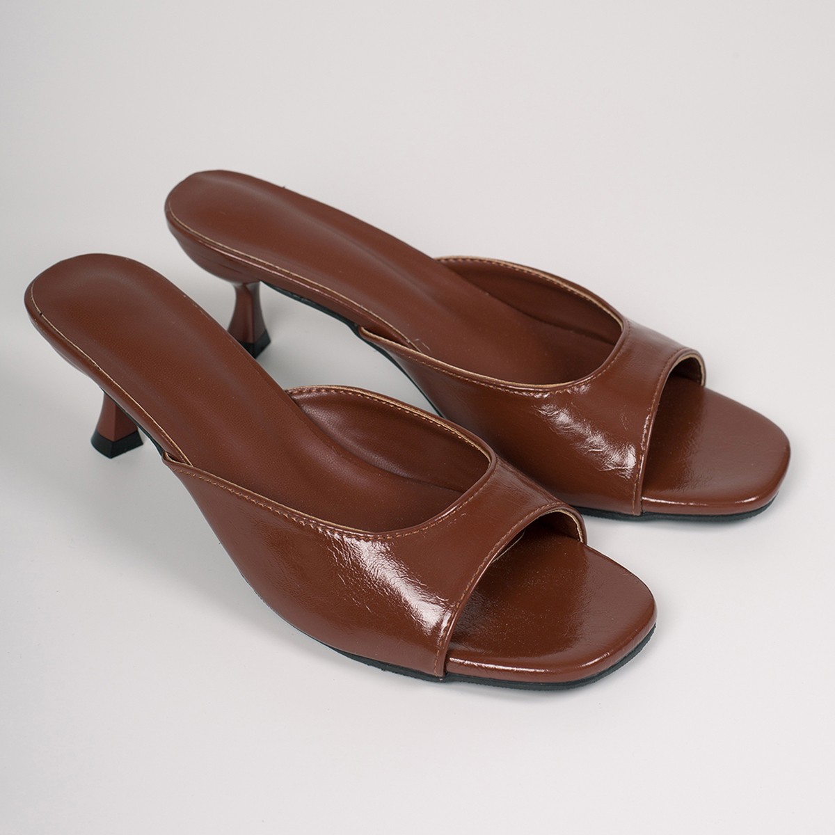 Nouvelles mules à talons hauts - Summer Clothing Collection avis et prix